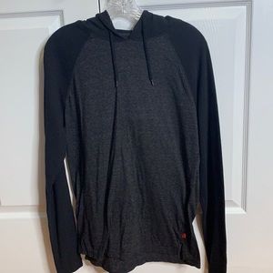 Levi Long Sleeve Black Fleece With Hood